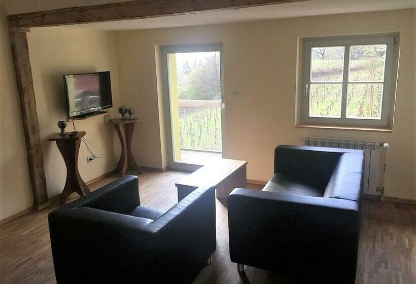 Pension Bella Vista   Winzerhof Golk