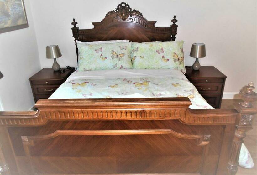 Riverside Bed & Breakfast