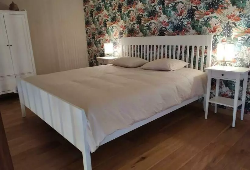 ベッドアンドブレックファースト A La Grange D En Haut