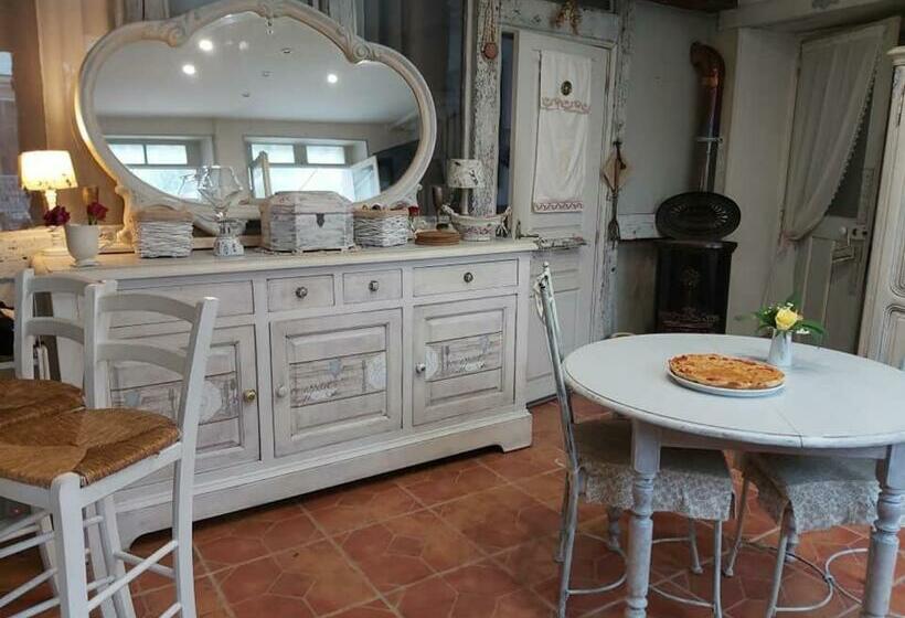 Bed and Breakfast La Maison D Hocquincourt