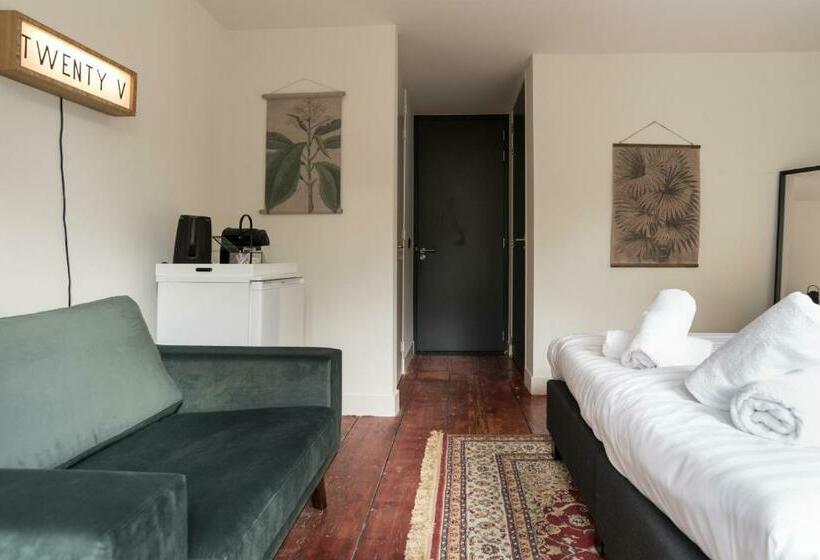 צימר Twenty Five Rooms