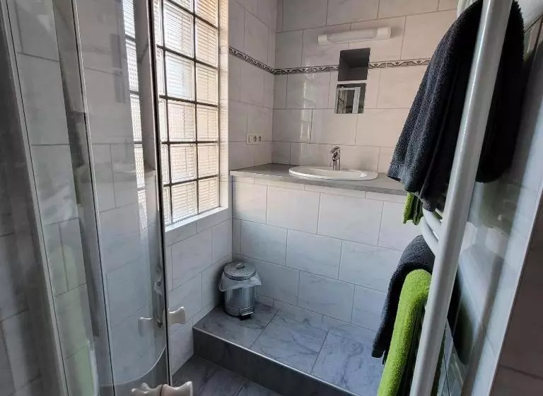 ホテル Du Lac Des Corbeaux