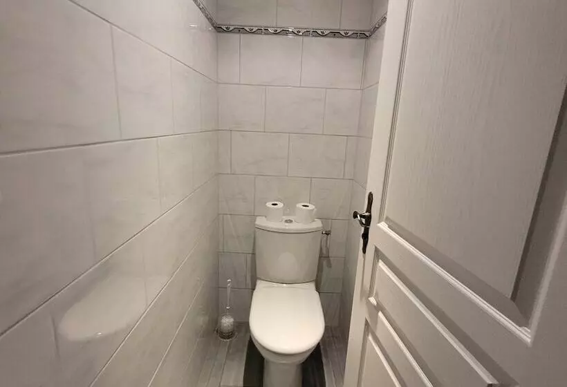 ホテル Du Lac Des Corbeaux