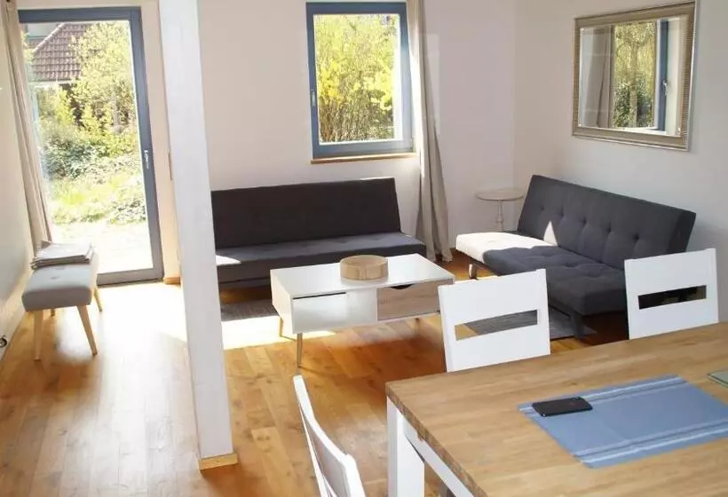 هتل Gästehaus/fewos/boardinghaus Lüneburg Süd