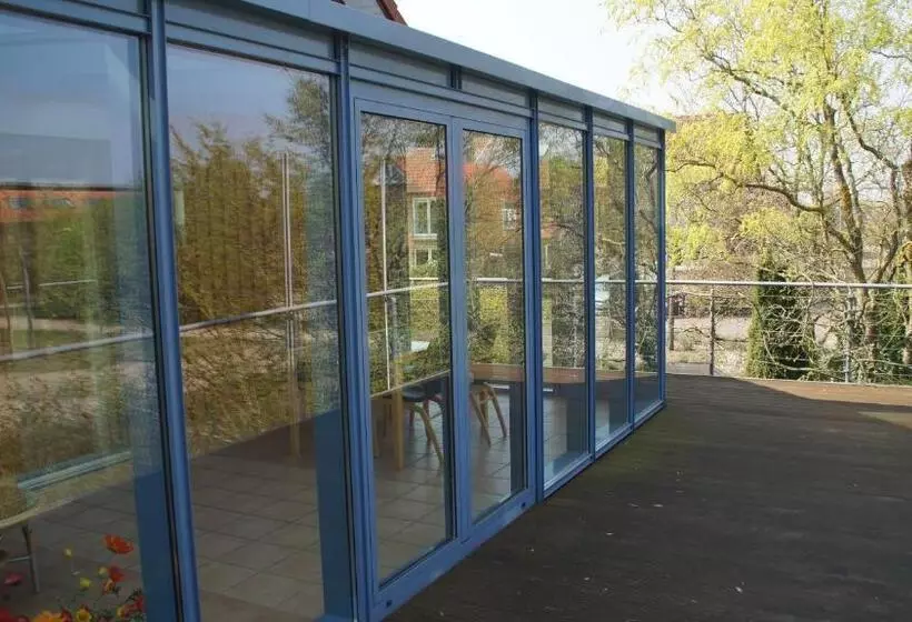 هتل Gästehaus/fewos/boardinghaus Lüneburg Süd