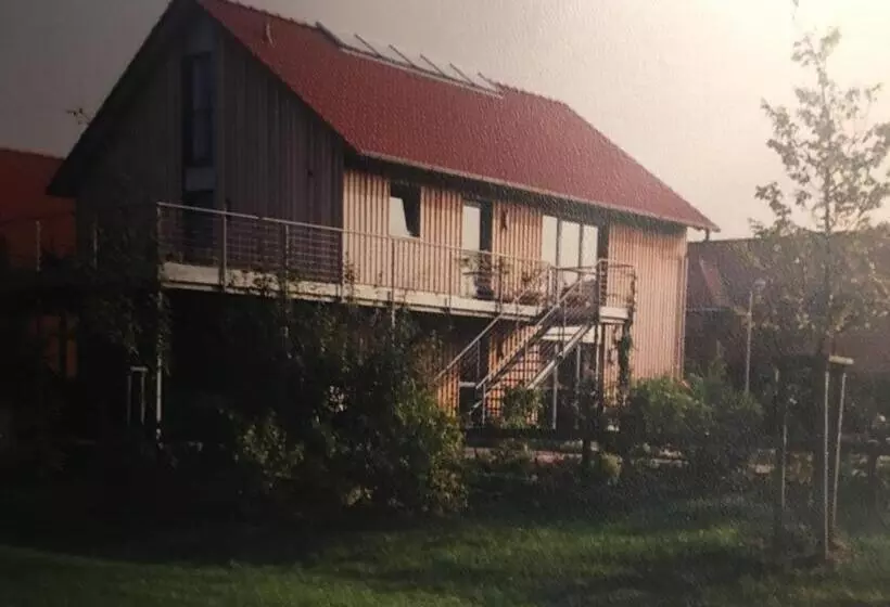 هتل Gästehaus/fewos/boardinghaus Lüneburg Süd