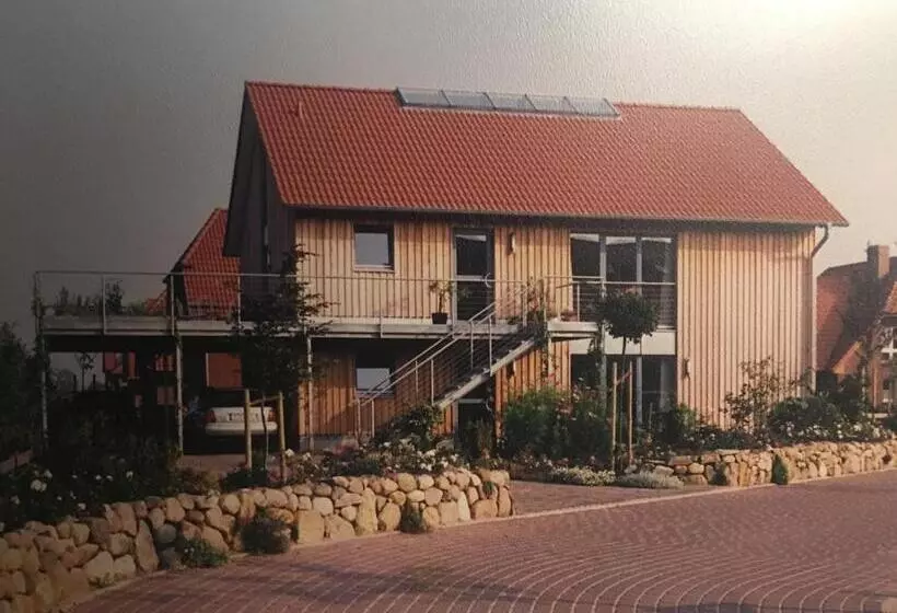هتل Gästehaus/fewos/boardinghaus Lüneburg Süd