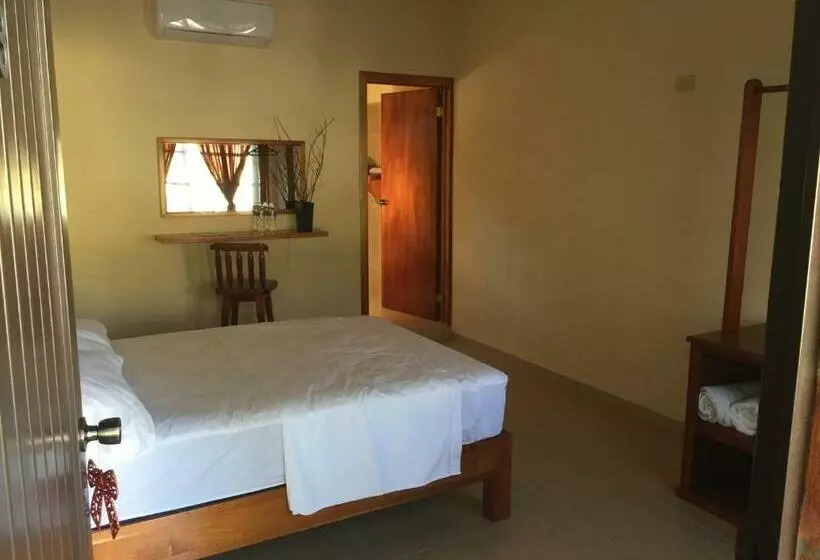 Majatalo Hostal Aquismon