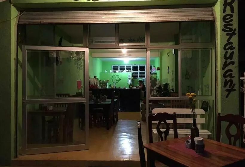 Majatalo Hostal Aquismon