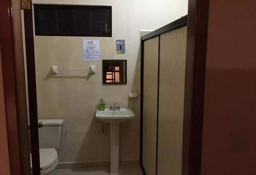 Majatalo Hostal Aquismon