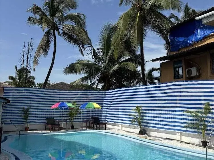 Holiday Beach Resort