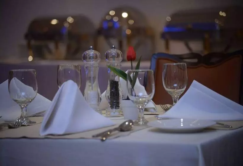 هتل Al Madina Suites Doha