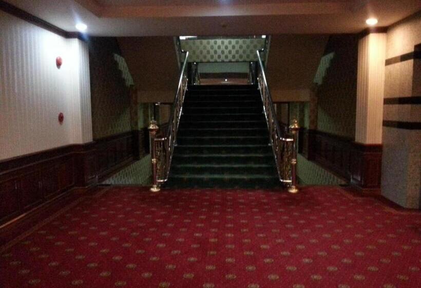 בית מלון כפרי Angkham