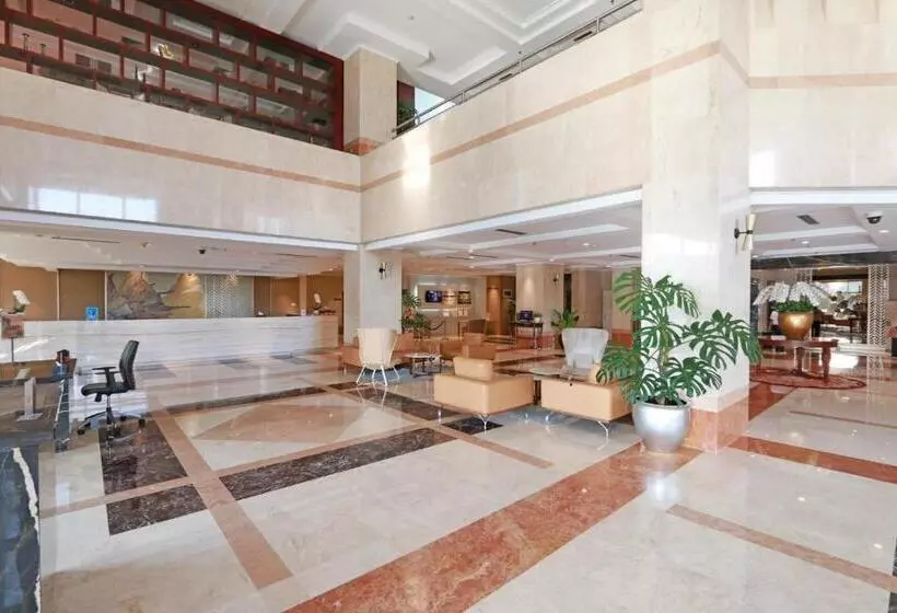 فندق Bidakara Jakarta