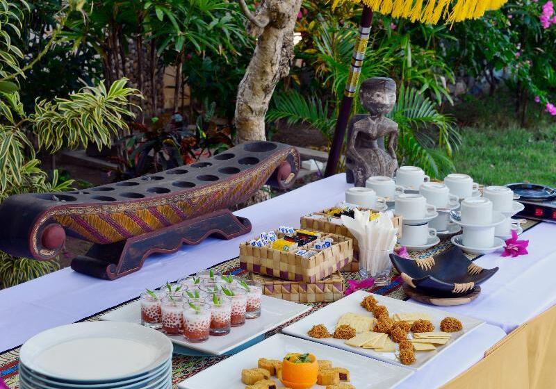 فندق Cocotinos Sekotong, A Boutique Beach Resort & Spa