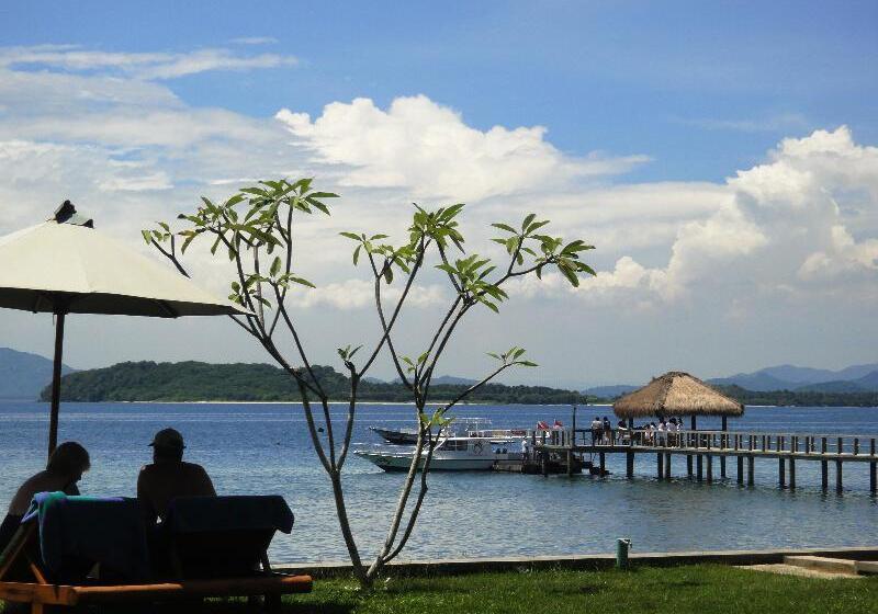 فندق Cocotinos Sekotong, A Boutique Beach Resort & Spa