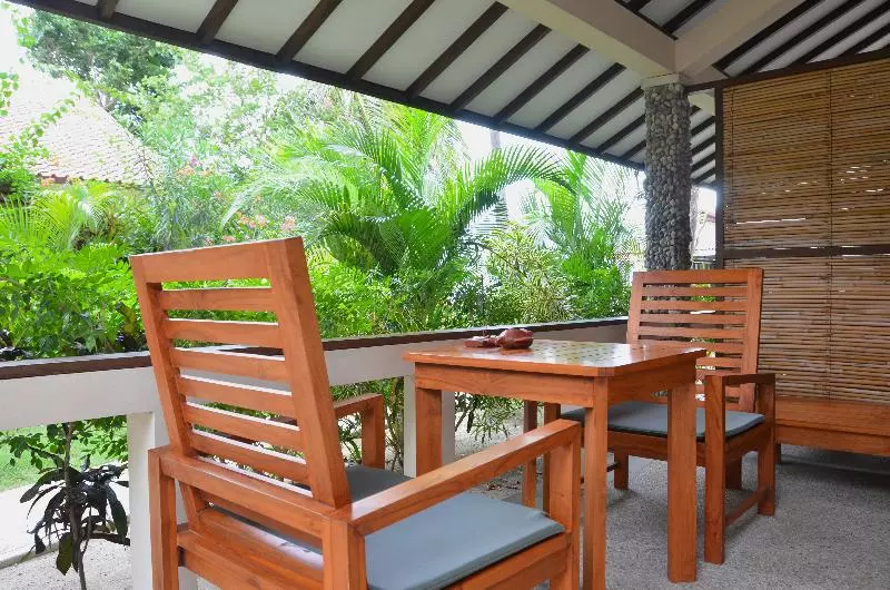 בית מלון כפרי Cocotinos Sekotong, A Boutique Beach Resort & Spa