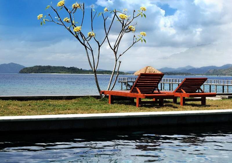 فندق Cocotinos Sekotong, A Boutique Beach Resort & Spa