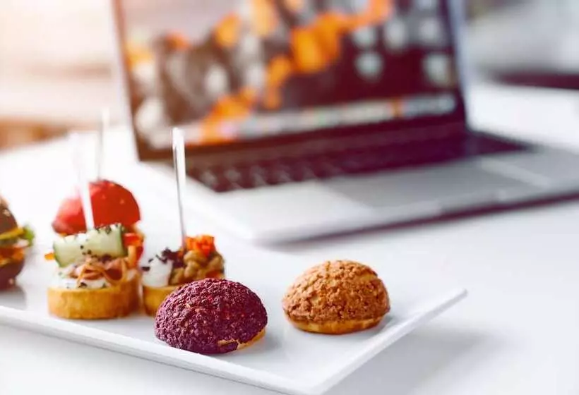 酒店 Crowne Plaza   Dubai Jumeirah, An Ihg