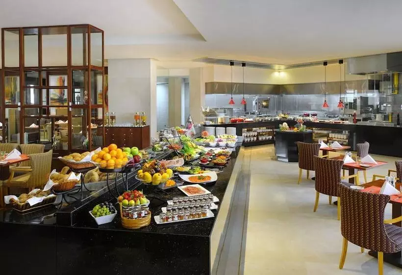 酒店 Crowne Plaza   Dubai Jumeirah, An Ihg