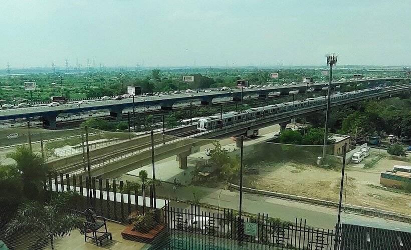 Hotel Crowne Plaza New Delhi Mayur Vihar Noida, An Ihg