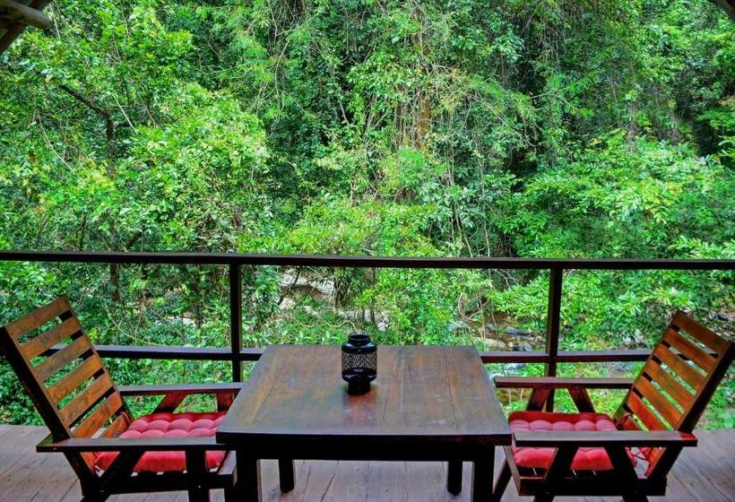 בית מלון כפרי Ella Jungle  Resort