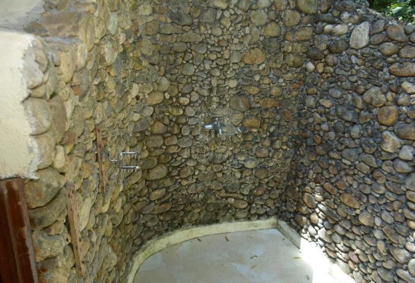 בית מלון כפרי Ella Jungle  Resort