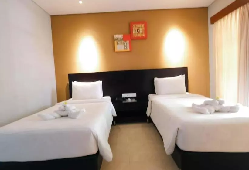 호텔 Fourteen Roses Beach