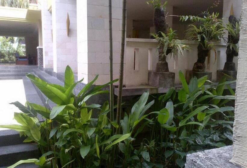 فندق Fourteen Roses Beach