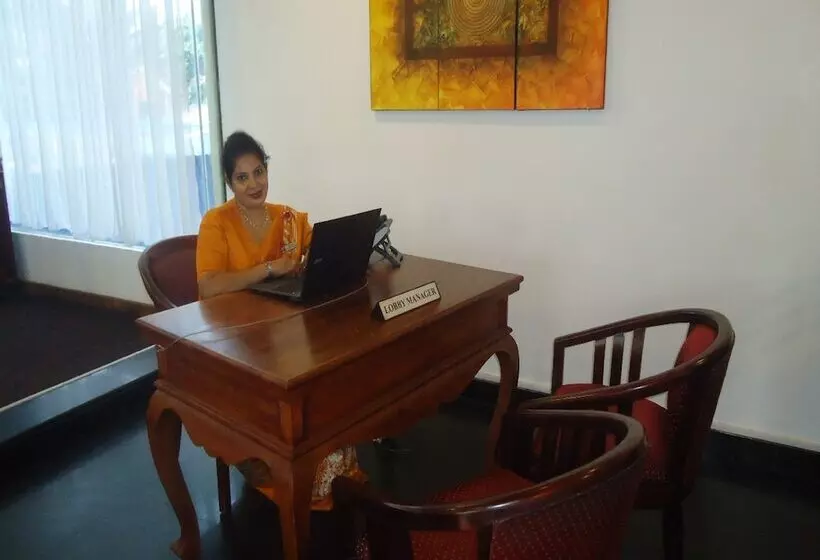 Global Towers Hotel & Apartments