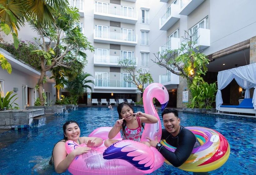 ホテル Grand Ixora Kuta Resort