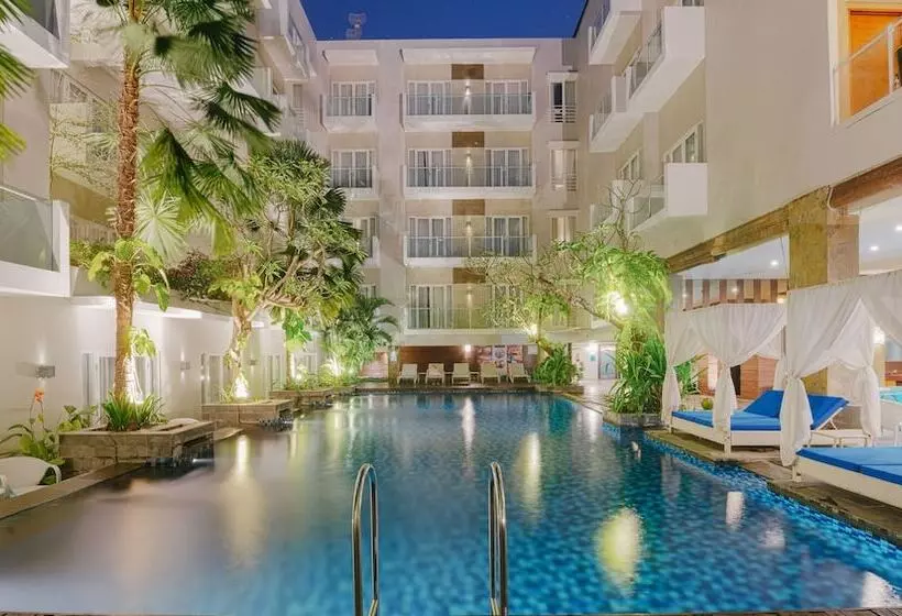 בית מלון כפרי Grand Ixora Kuta Resort