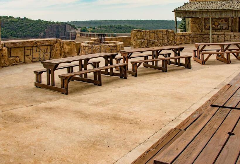 בית מלון כפרי Jozini Tiger Lodge & Spa By Dream Resorts