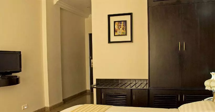 בית מלון כפרי Kr Inn