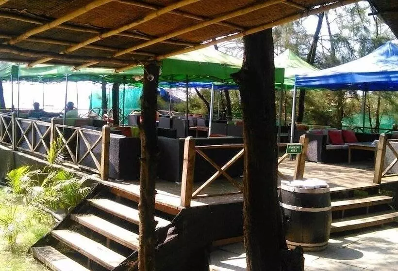 هتل Montego Bay Beach Village   Morjim
