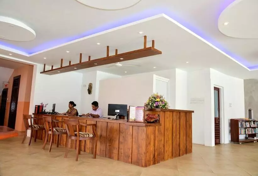 Отель Paradise Beach