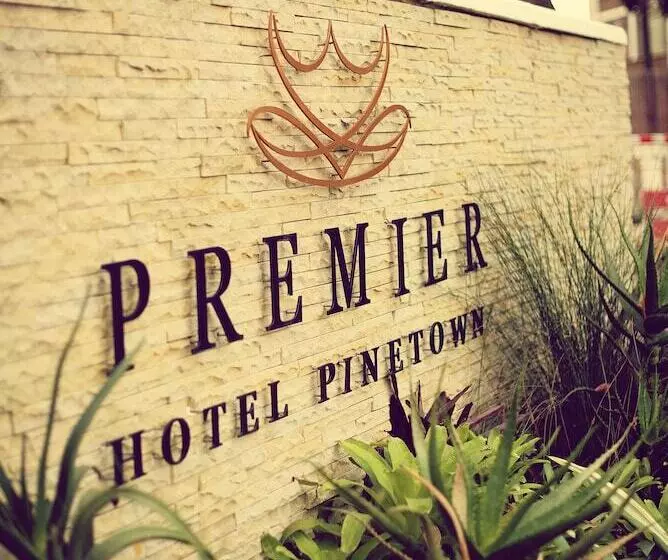 Отель Premier Splendid Inn Pinetown