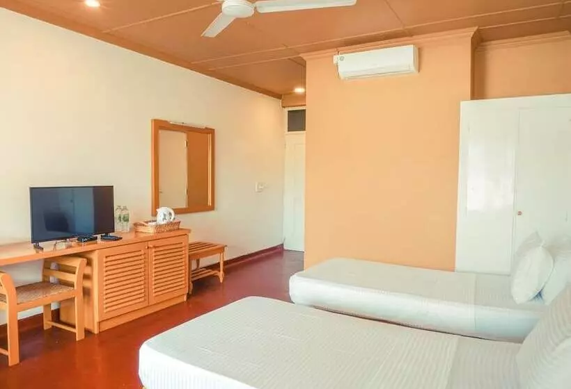 Hotel Reef Garden Polhena