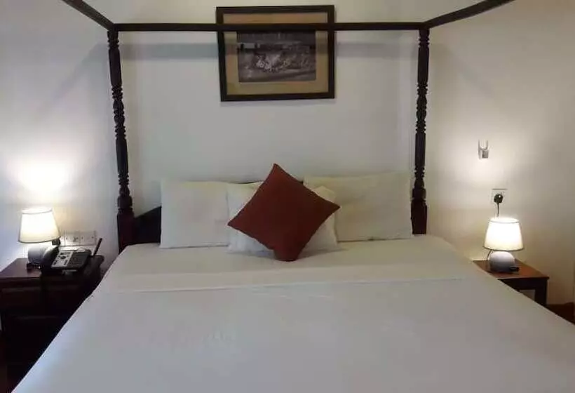 Hotel Reef Garden Polhena