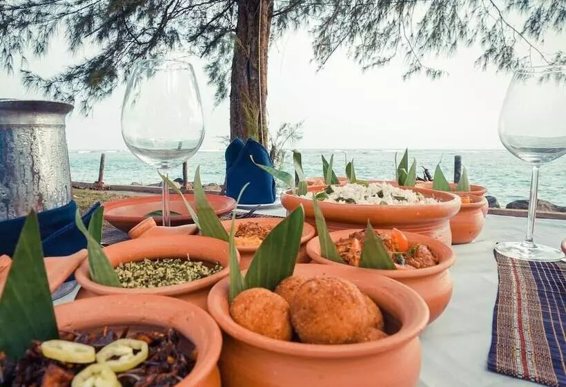 Hotel Reef Garden Polhena