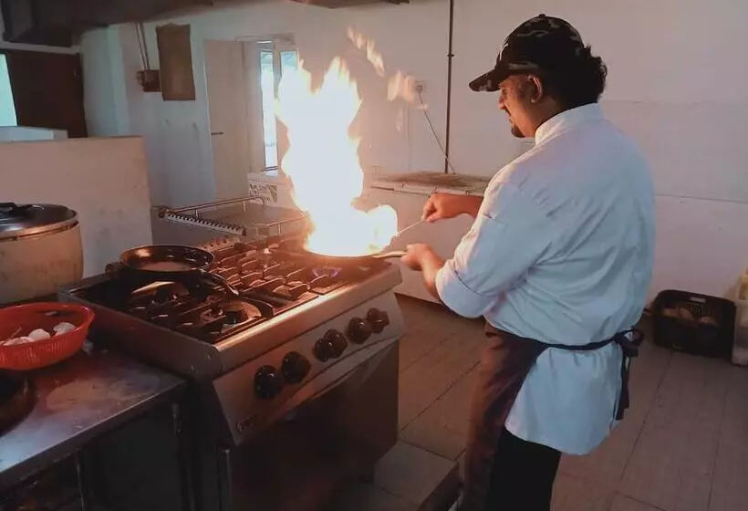 Hotel Reef Garden Polhena