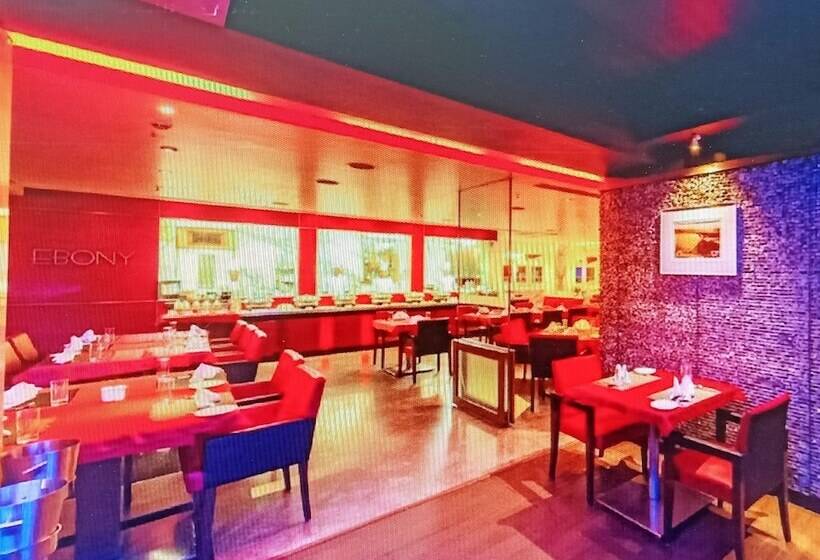 هتل St Laurn Koregaon Park Pune