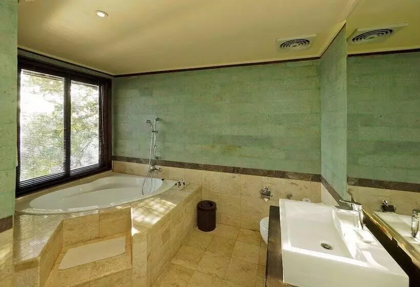 Hôtel The Menjangan By Lifestyleretreats