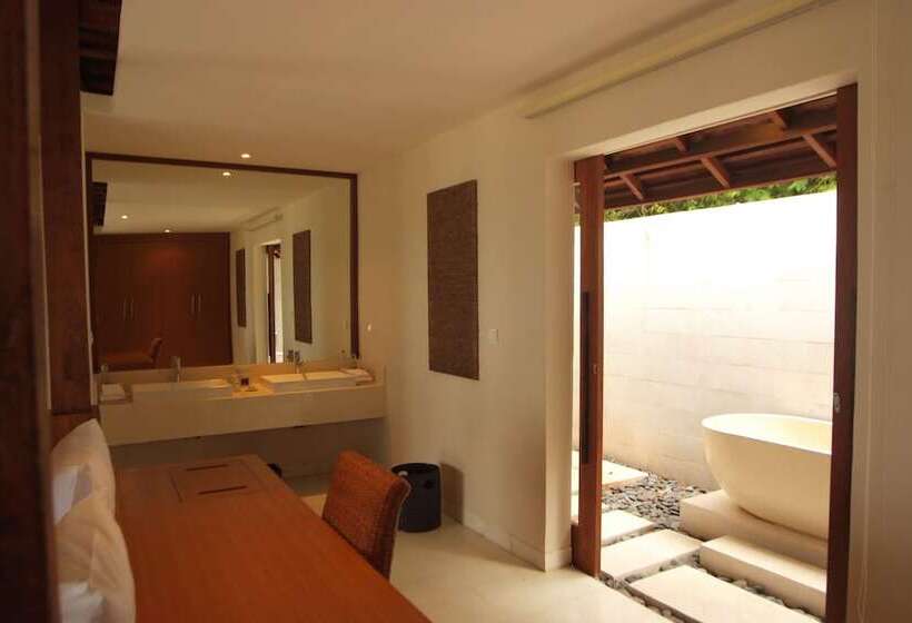 호텔 The Menjangan By Lifestyleretreats