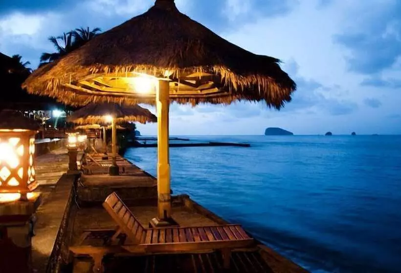 酒店 The Rishi Candidasa Beach