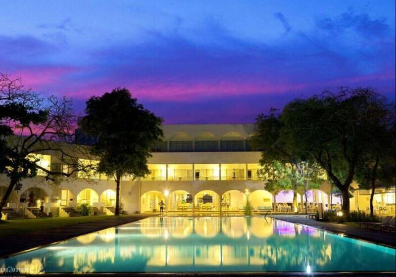 فندق Trinco Blu By Cinnamon