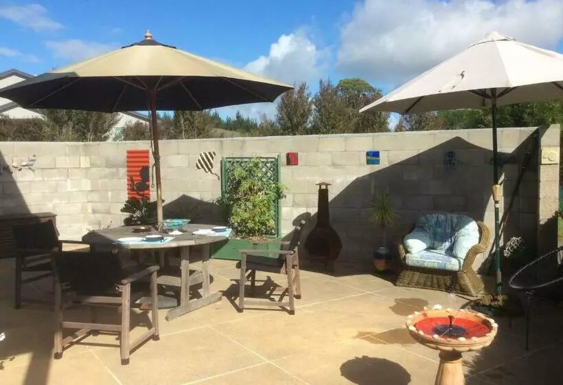 Al Der Rocs B & B