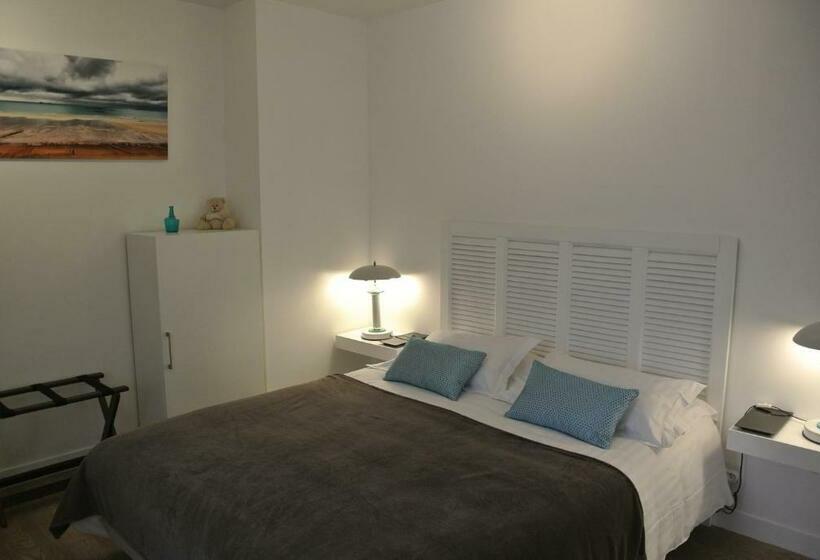 Au Logis De La Rance Bed And Breakfast