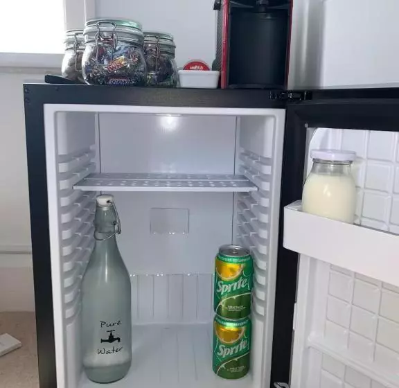 ベッドアンドブレックファースト Holly Trees