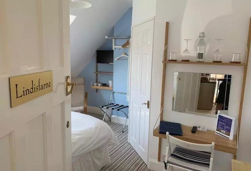 ベッドアンドブレックファースト Holly Trees